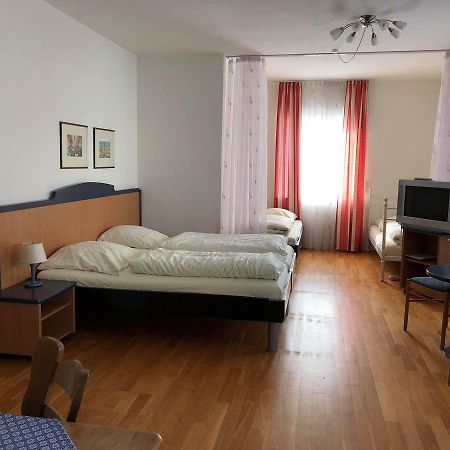 Hotel Gaeubodenhof Straubing Zewnętrze zdjęcie