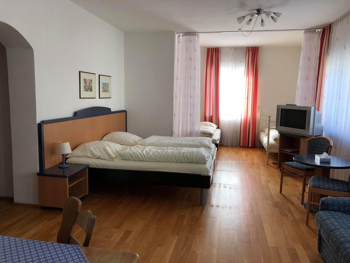 Hotel Gaeubodenhof Straubing Zewnętrze zdjęcie